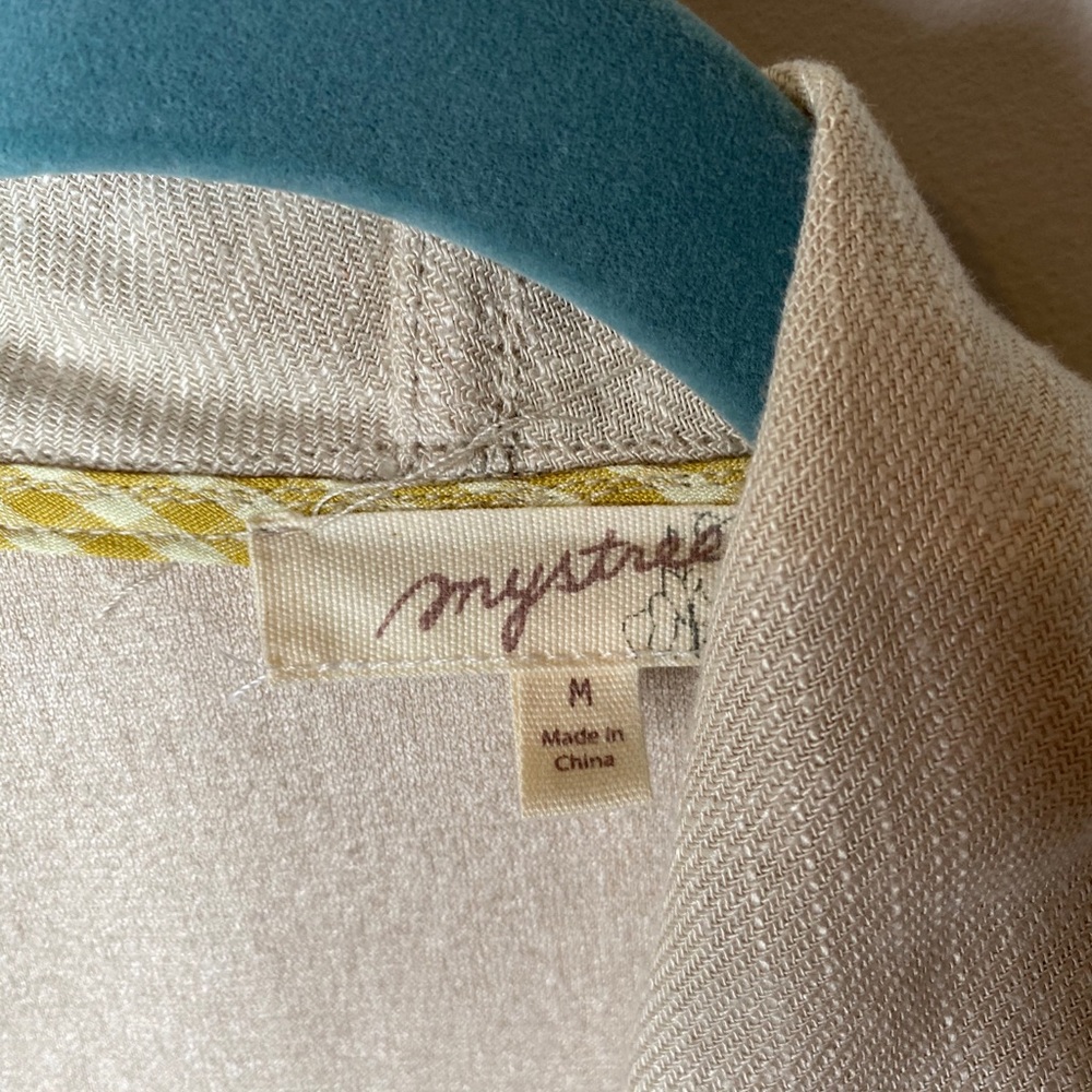 Mystree • Sz M Cream Cardigan - Picture 3 of 6
